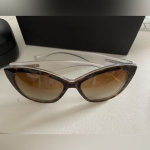 D&G designer cat eye tortoise sunglasses with clear arms